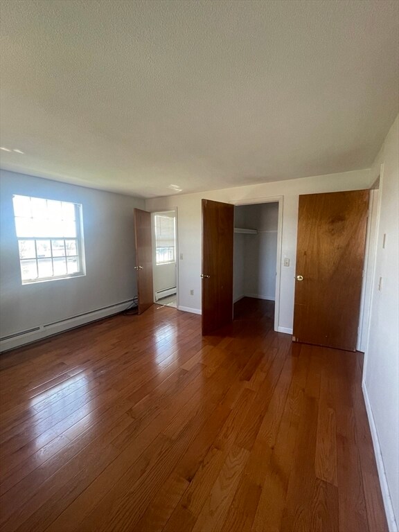 Building Photo - 10 Williamsburg Ct