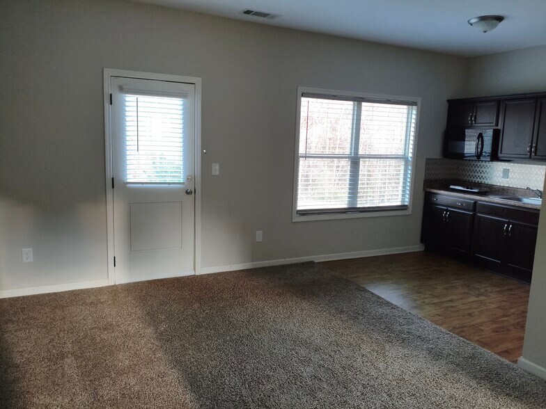 Building Photo - 113 Flagler Way