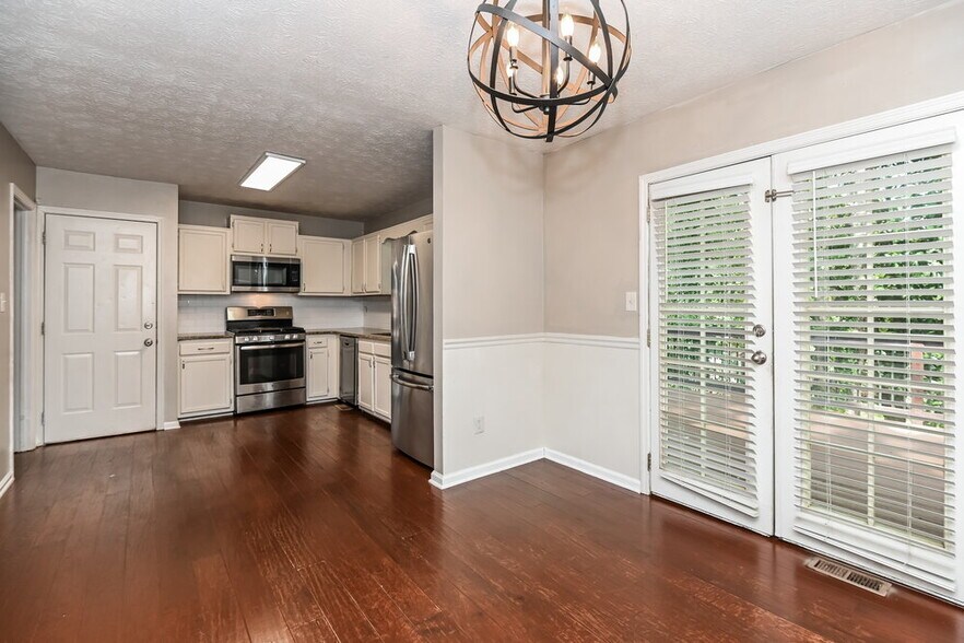 Building Photo - 4061 Wylie Ln