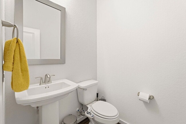 Building Photo - 2239 Plum Creek Dr