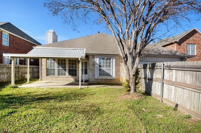 Building Photo - 1005 Creek Bend