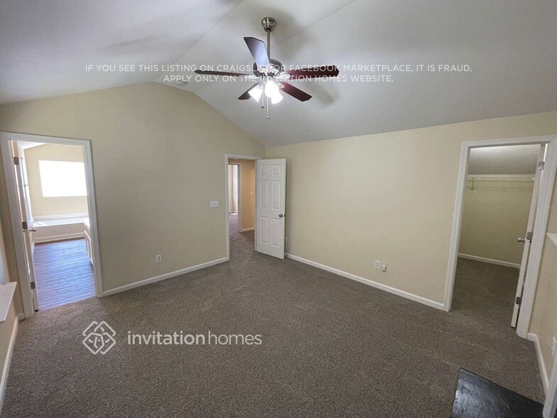 Building Photo - 7007 Hidden Creek Dr