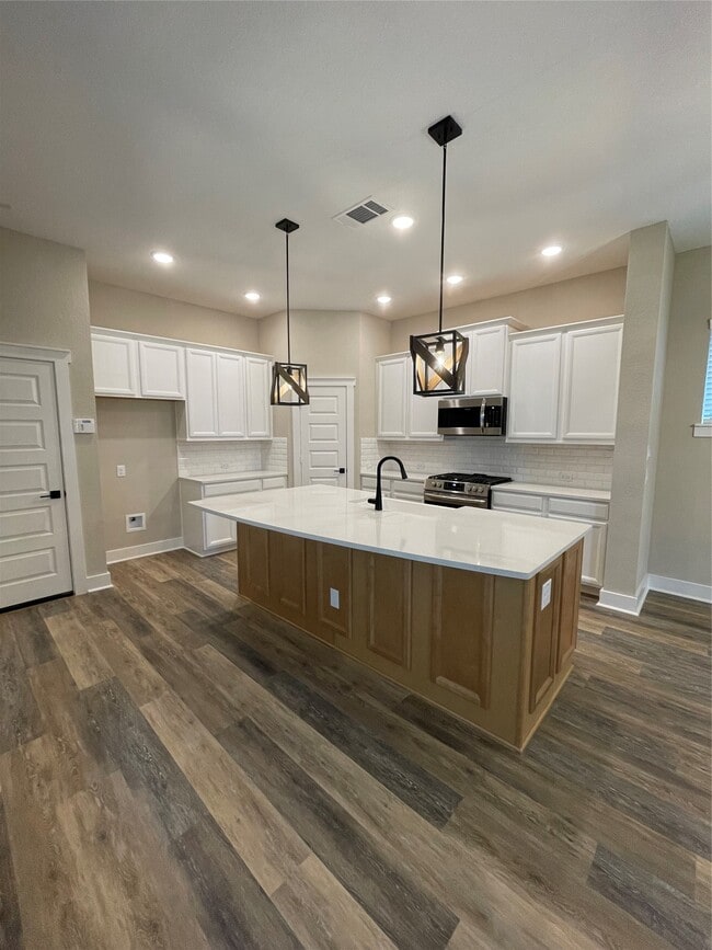 Building Photo - 18607 Courteous Wy