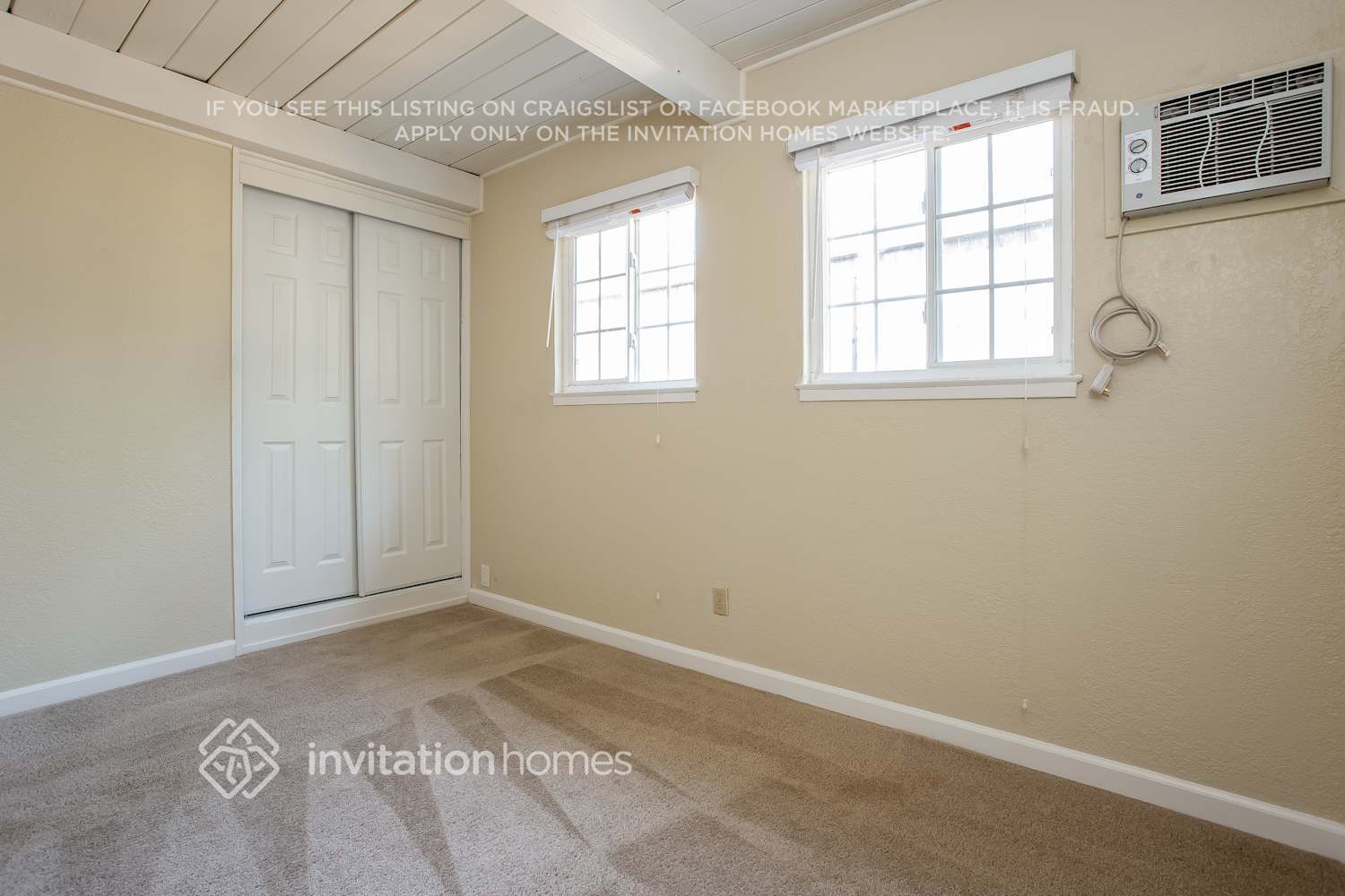 Building Photo - 2816 Glenside Dr