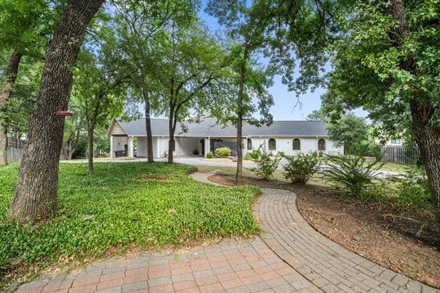 Building Photo - 8542 Meadowbrook Dr