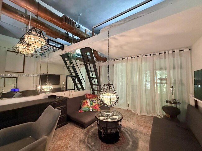 Building Photo - 1785 Calais Dr