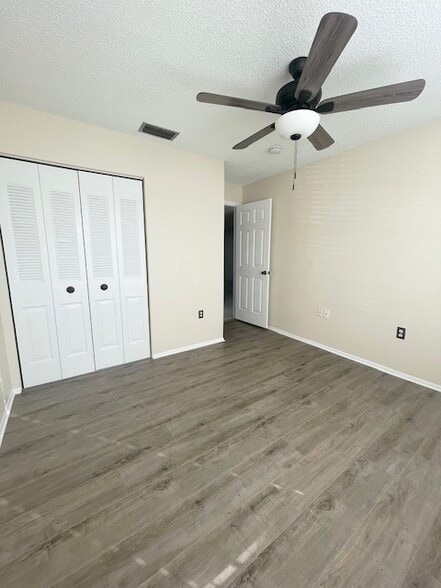 Building Photo - 2934 Wainwright Ct