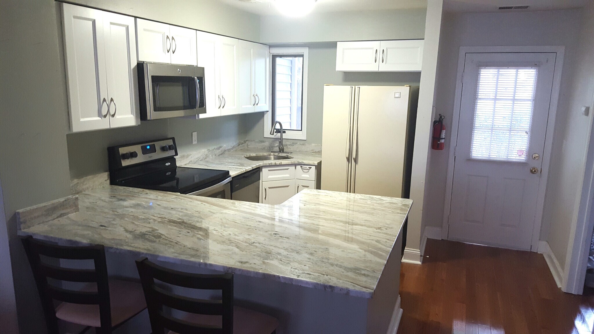 Building Photo - 7 Augusta Dr