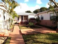 Building Photo - 1903 Thomas St