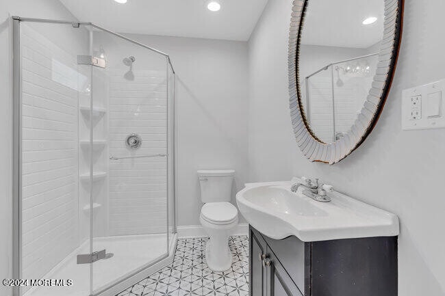 Building Photo - 30 Cedar St