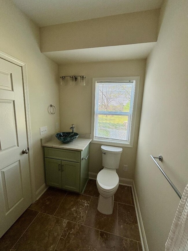 Building Photo - 6919 Deep Springs Rd