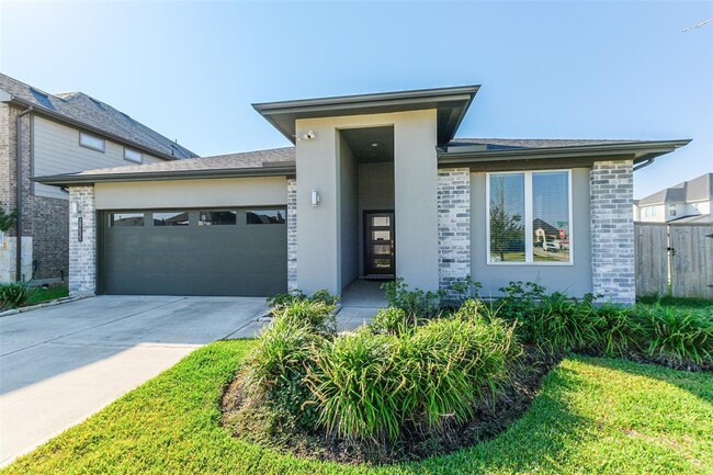 Building Photo - 28635 Hazel Trl
