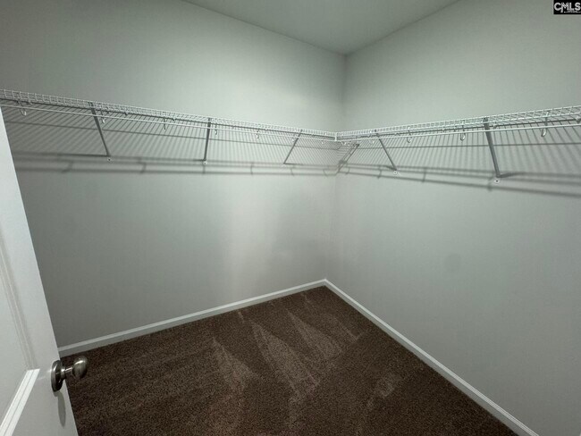 Building Photo - 6023 Edgemont Ct