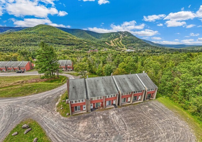 Building Photo - Charming 3BR House in Hunter