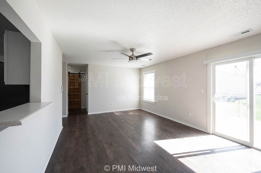 Building Photo - 1817 Austin Rd