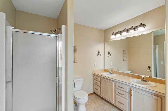 Building Photo - 502 E Ferndale Ave