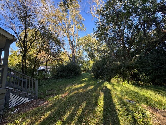 Building Photo - Charming 3-Bedroom Single Family Home Now ...