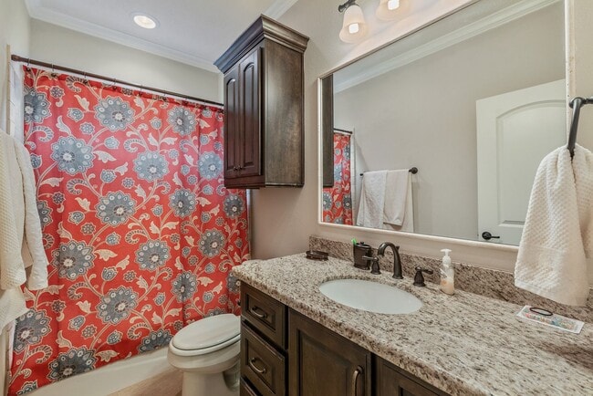 Building Photo - Available August 2026! Beautiful home in the Carters Crossing subdivision!