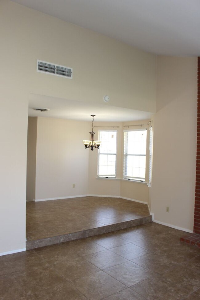 Building Photo - 3505 Huachuca Way