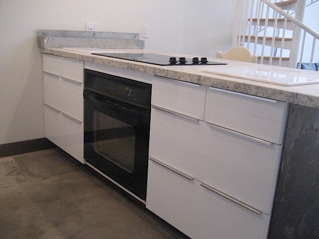 Building Photo - 221 Island Ave