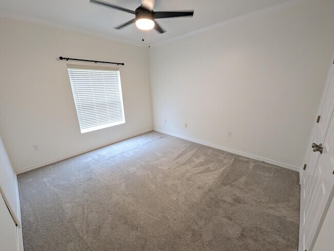 Building Photo - 1537 Bentley Cir