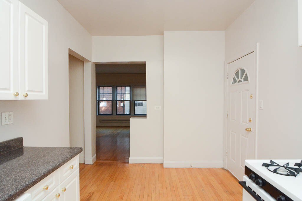 Building Photo - 1030 Dempster St