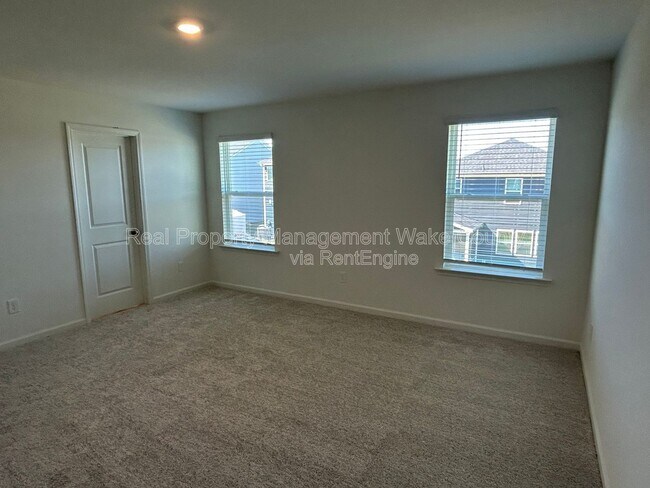 Building Photo - 2632 Pivot Rdg Dr