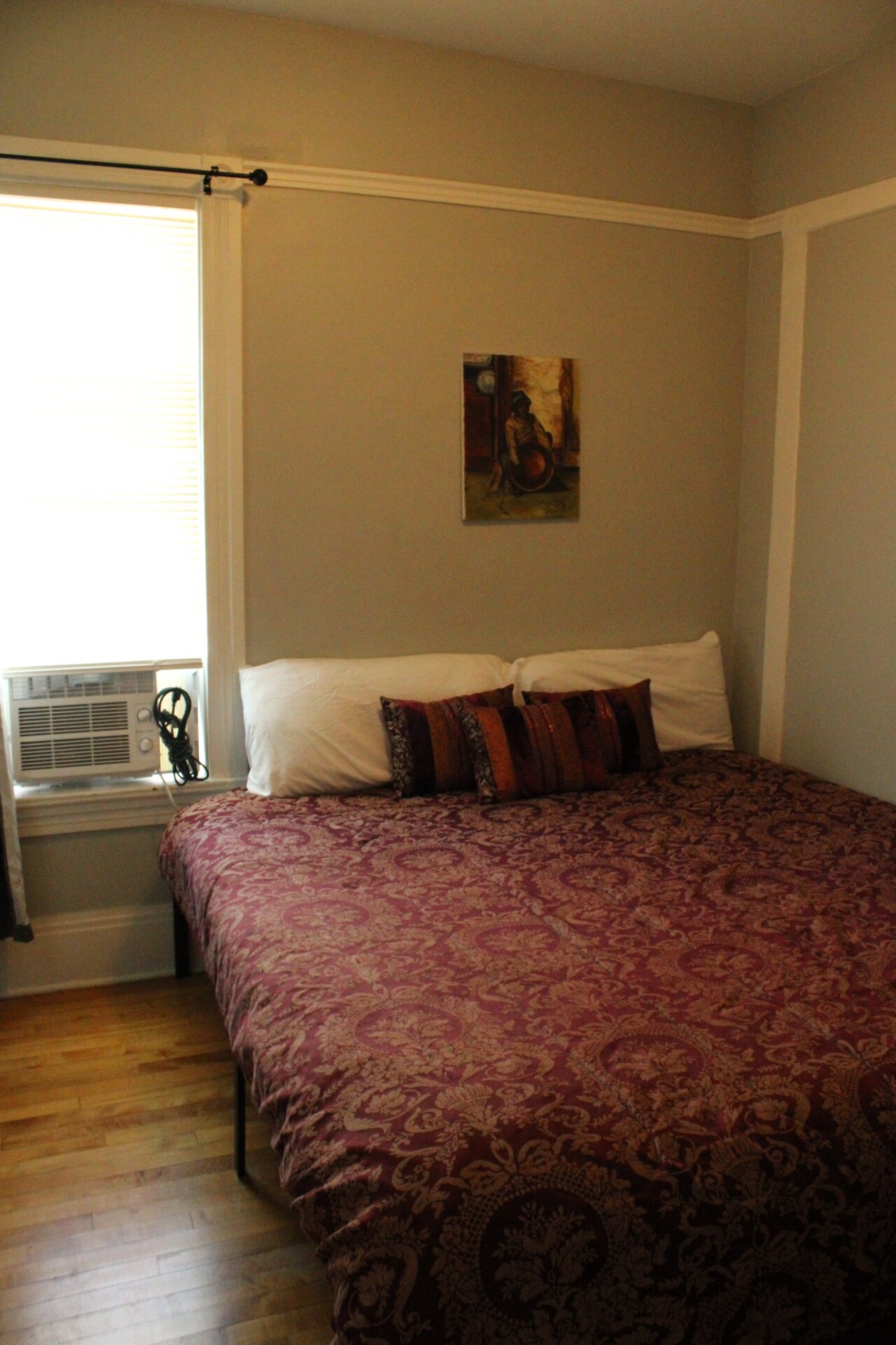 Building Photo - 2621 S Howell Ave