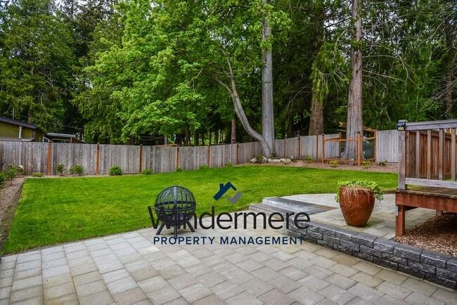 Building Photo - 3 Bed 3 Bath Home in Admirals Cove