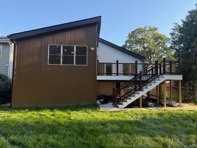 back yard with huge deck - 218 Elizabeth Ave