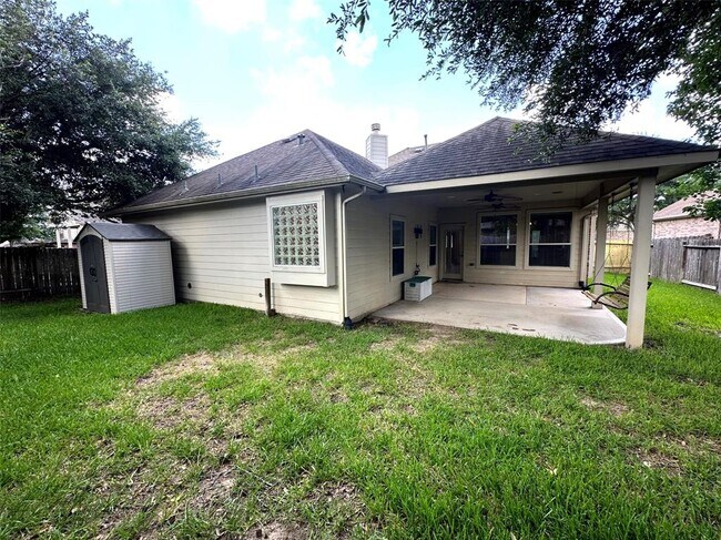 Building Photo - 2047 Lulach Ln