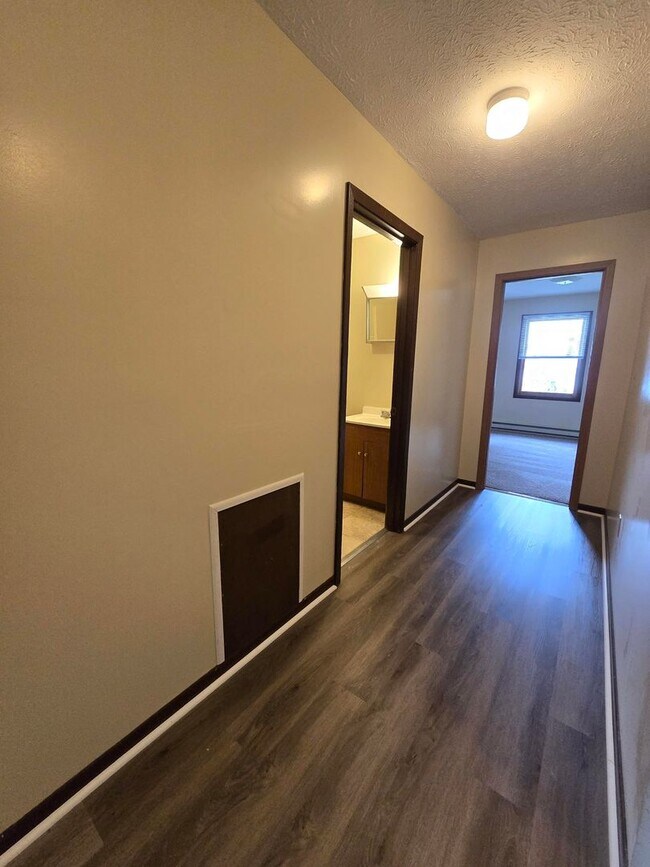 Building Photo - 20a Paul St