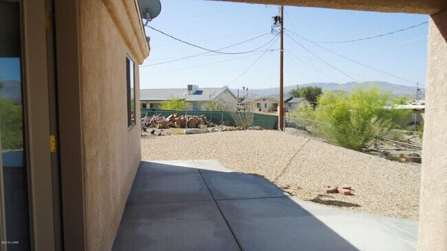 Building Photo - 1740 Quartz Ln