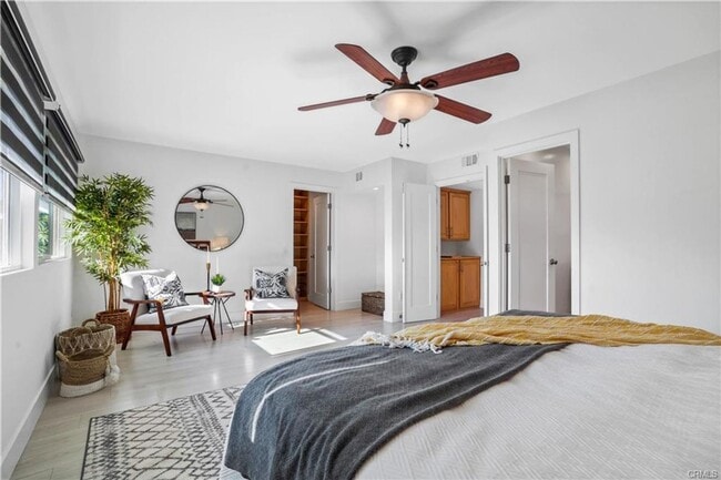 Building Photo - Encino Cul-De-Sac Lease with Private Outdoor Sauna & Designer Upgrades