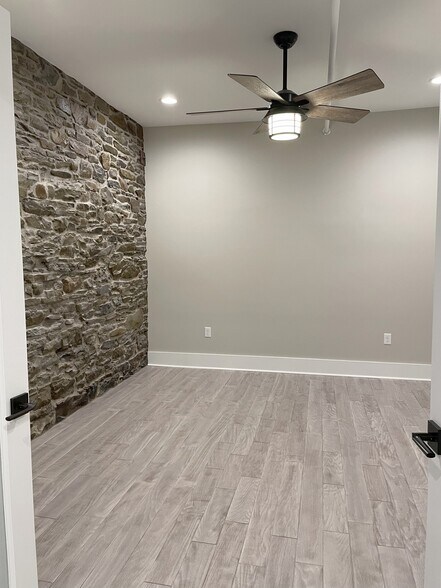 Bedroom - 54 W Market St
