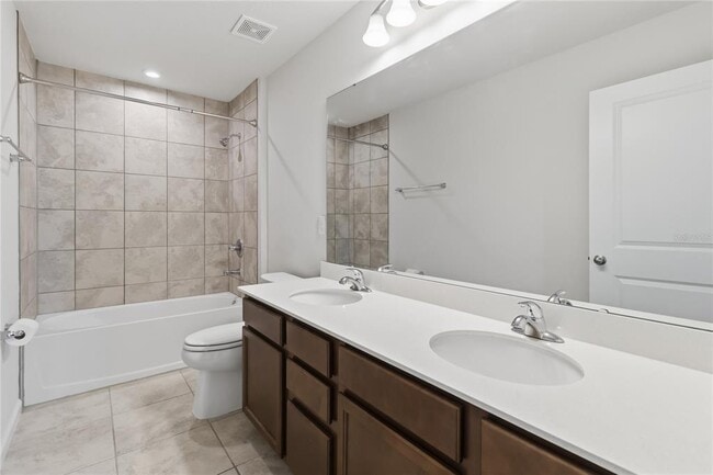 Building Photo - 5581 Vigo Lp