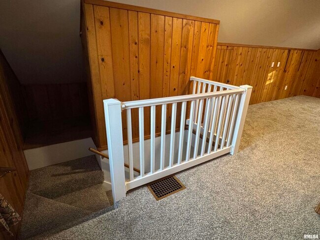 Building Photo - 1020 Brown St