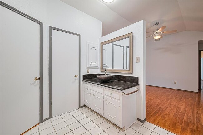 Building Photo - 3234 Mourning Dove Dr