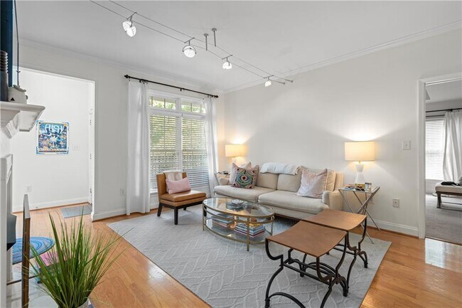 Building Photo - 50 Biscayne Dr NW