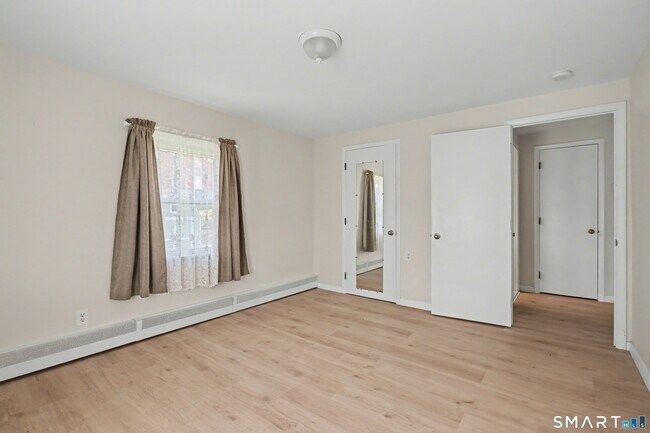 Building Photo - 41 Sunnybrook Bend