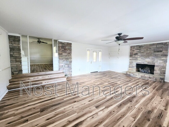 Building Photo - 1512 Atwick Dr