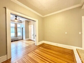 Building Photo - 1 Bedroom with Washington Park View