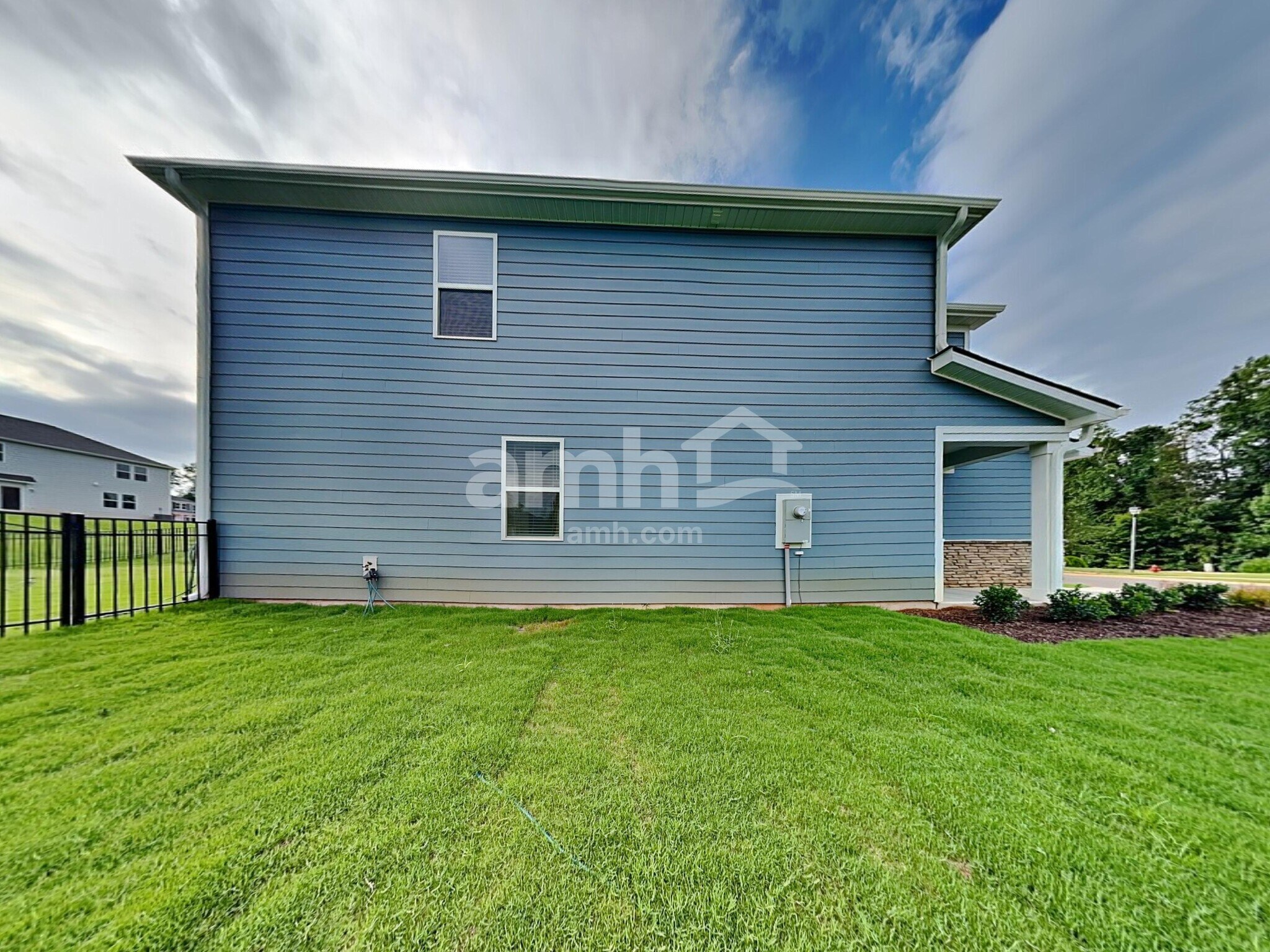 Building Photo - 4781 McDade Lane