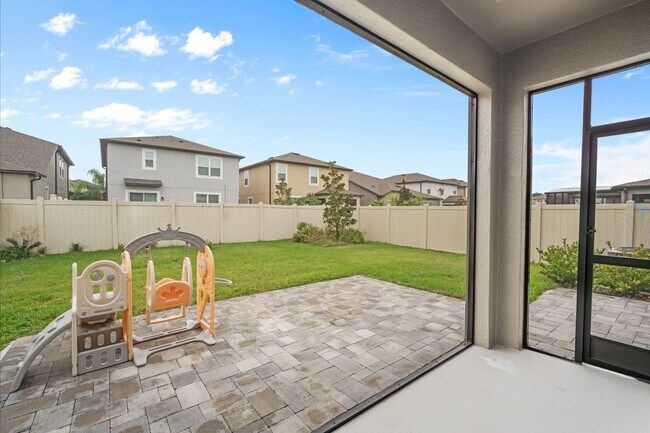 Building Photo - Now Available! 3 Bedrooms + Den, 2.5 Baths...