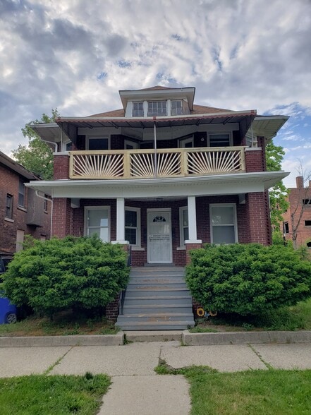 Building Photo - 2920 Columbus St