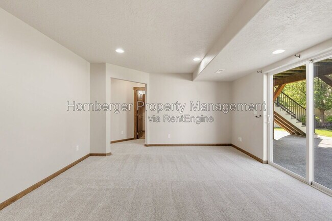 Building Photo - 17415 E Shamrock Ct