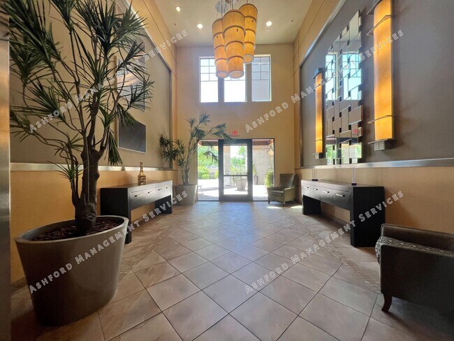 Building Photo - Scottsdale Luxury 2 Bed Condo with Mountain Views - Gated Artesia - Utilities Included