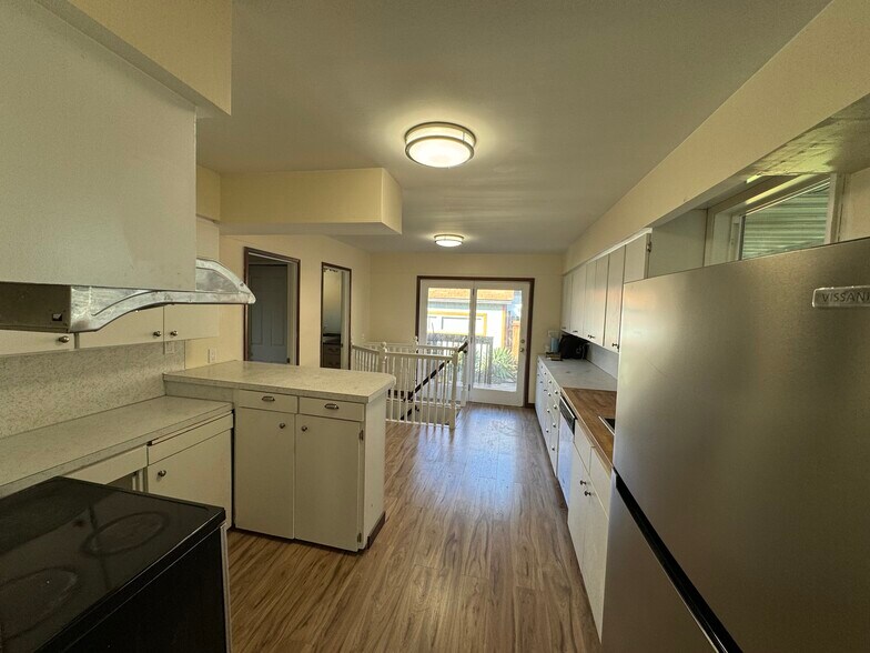 Building Photo - 2646 NW 64th St