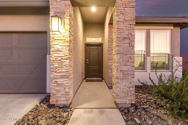 Building Photo - 8835 S 166th Ave