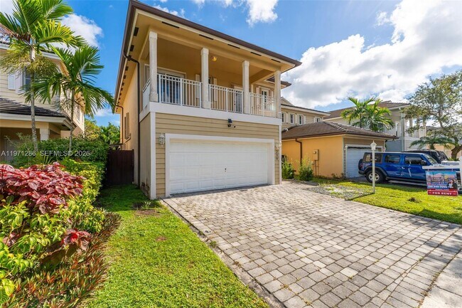 Building Photo - 239 SE 31st Terrace